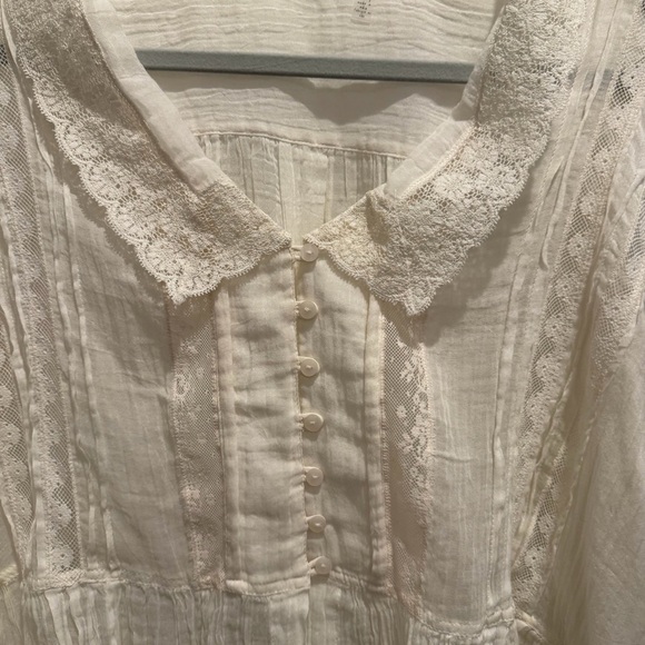 FP 1 Elodie Elegant Cream Button-Down Blouse - Picture 3 of 5